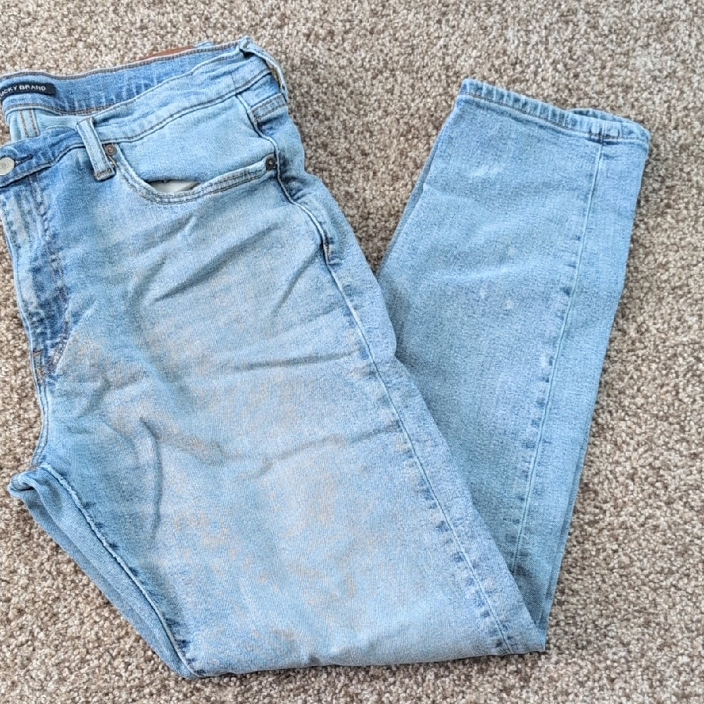 Lucky Brand men's Light Blue Straight Leg Jeans